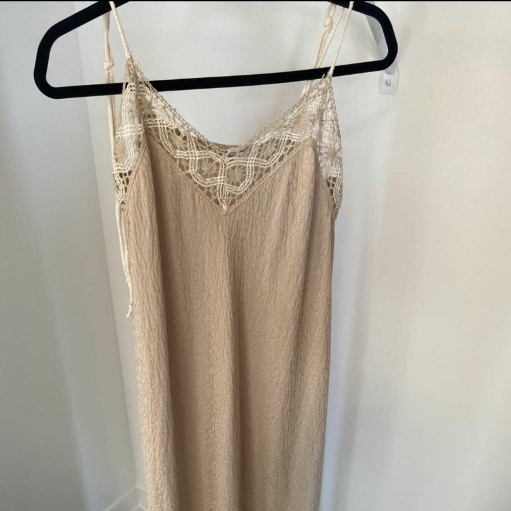 Women’s maxi dress
